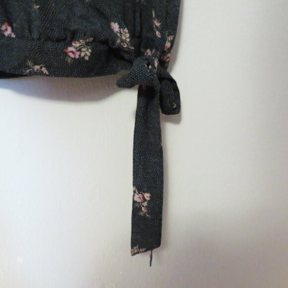 Free Press Blouse Short Sleeve Black w Pink Flowers & Green Dots Size L Women's - Picture 8 of 10
